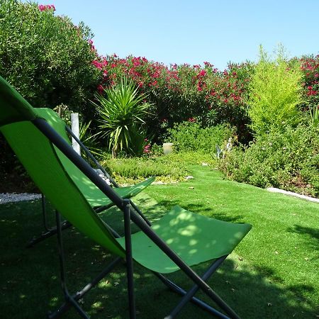 2 Pieces Independant Avec Son Jardinet Prive Ξενοδοχείο Borgo  Εξωτερικό φωτογραφία