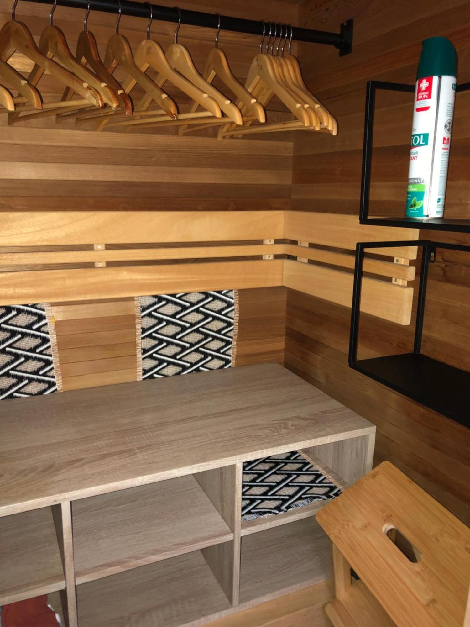 2 Pieces Independant Avec Son Jardinet Prive Ξενοδοχείο Borgo  Εξωτερικό φωτογραφία