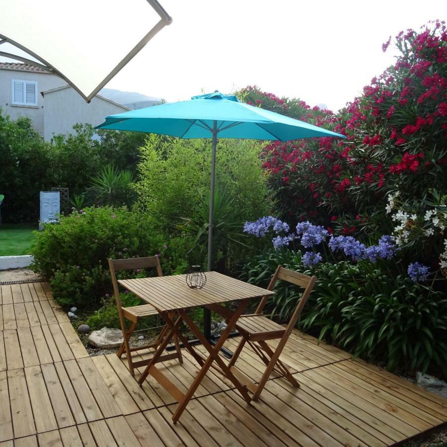 2 Pieces Independant Avec Son Jardinet Prive Ξενοδοχείο Borgo  Εξωτερικό φωτογραφία