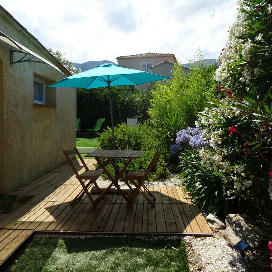 2 Pieces Independant Avec Son Jardinet Prive Ξενοδοχείο Borgo  Εξωτερικό φωτογραφία